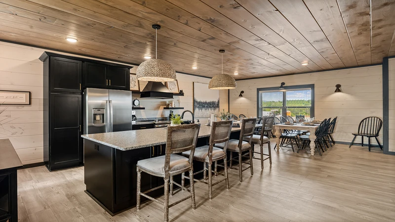 Your cabin's open kitchen allows the whole family to eat together and enjoy time sharing.
