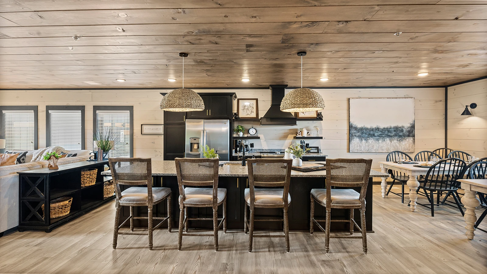 The cabin's large island is great for snacking or preparing picnic meals for outings.