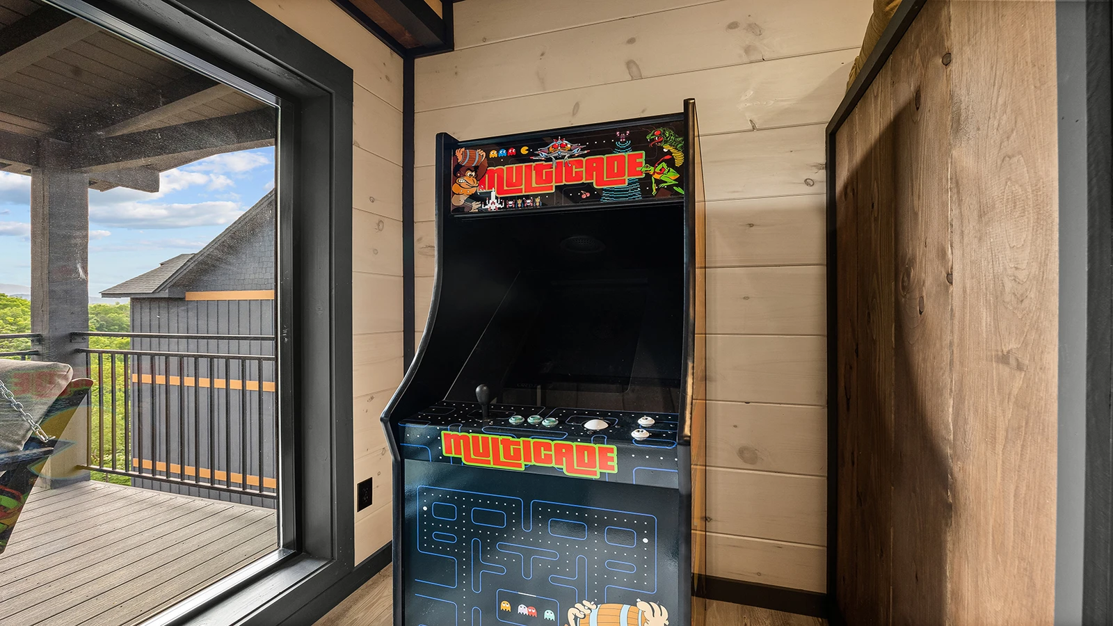 Arcade machine with multiple games. 