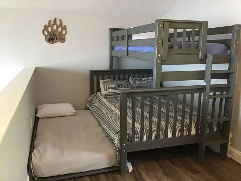 Your cabin's bunk bed comes with a trundle for additional sleeping arrangements.