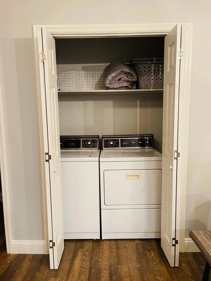 Full sized washer and dryer makes for more packing space.