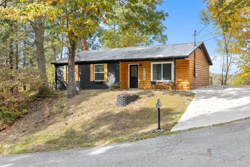 Secret Hideout is a tranquil cabin rental in the Tennessee Smoky Mountains.