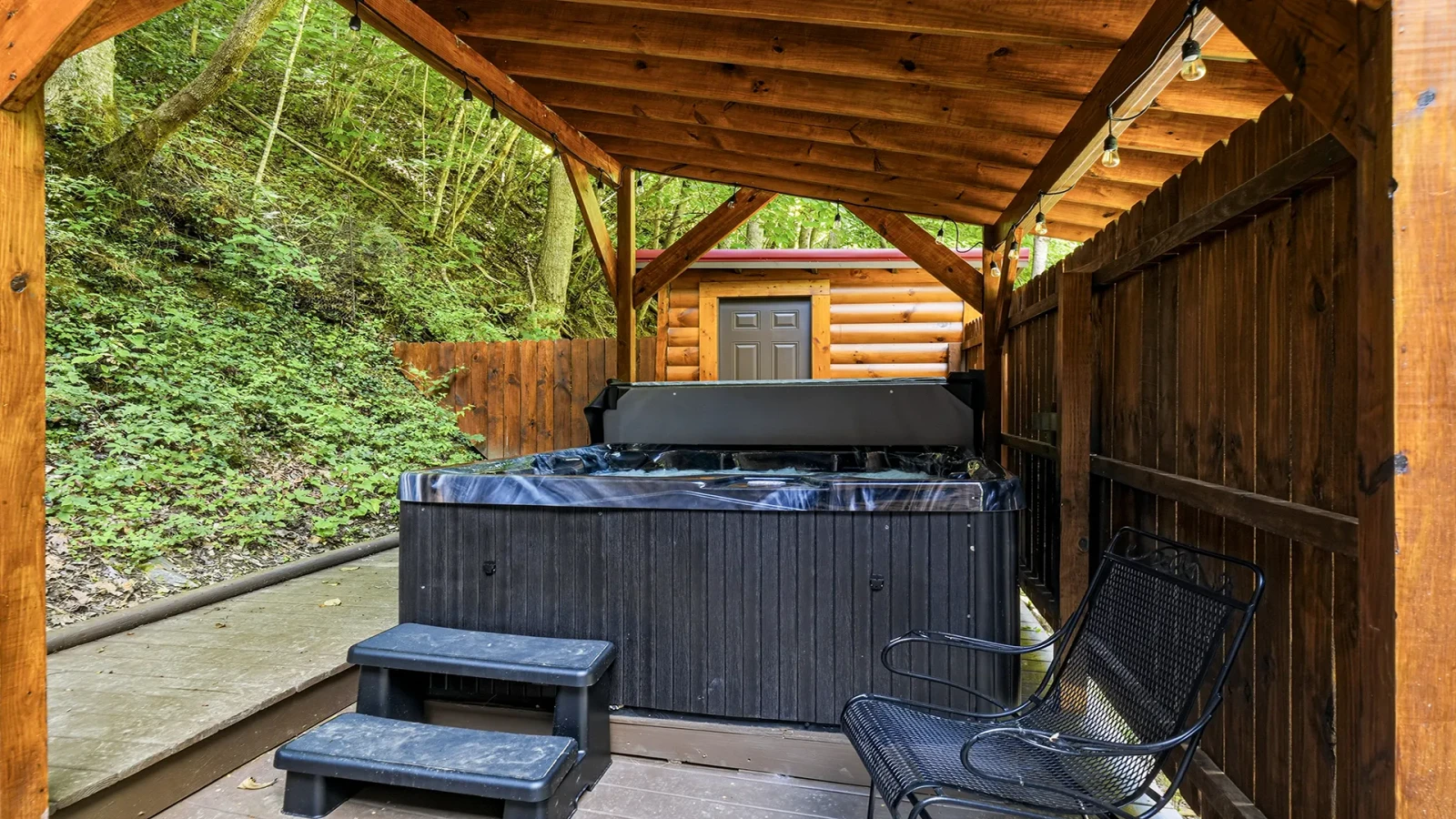 Rocking N Creekside Getaway