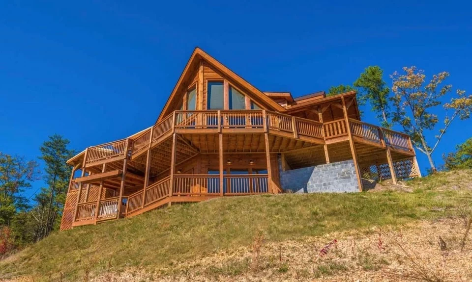 Looking up at the beautiful Splash Mountain Magic 3 bedroom cabin in the Waldens Creek area.