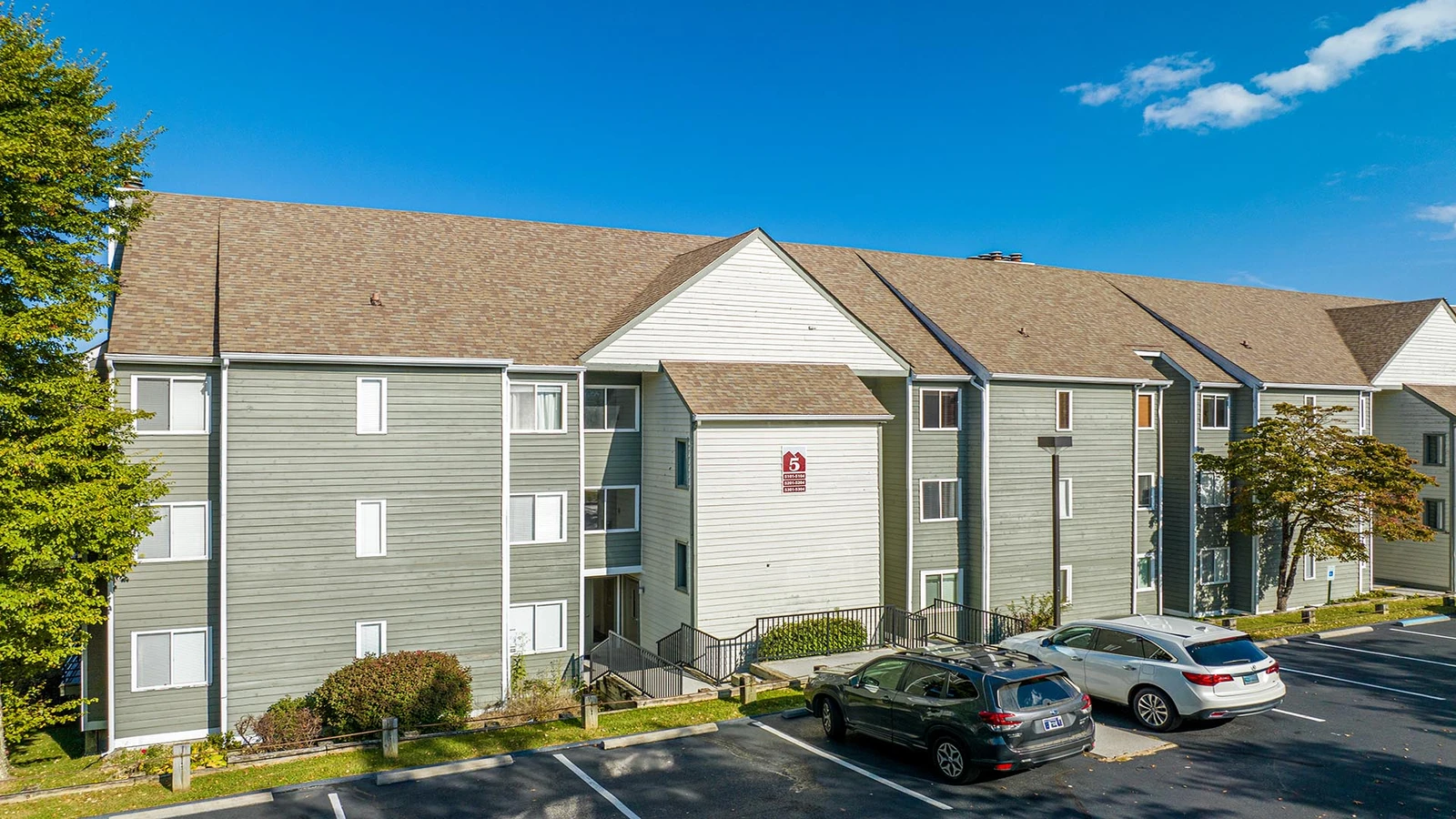 Exterior of Summit Condos Gatlinburg 