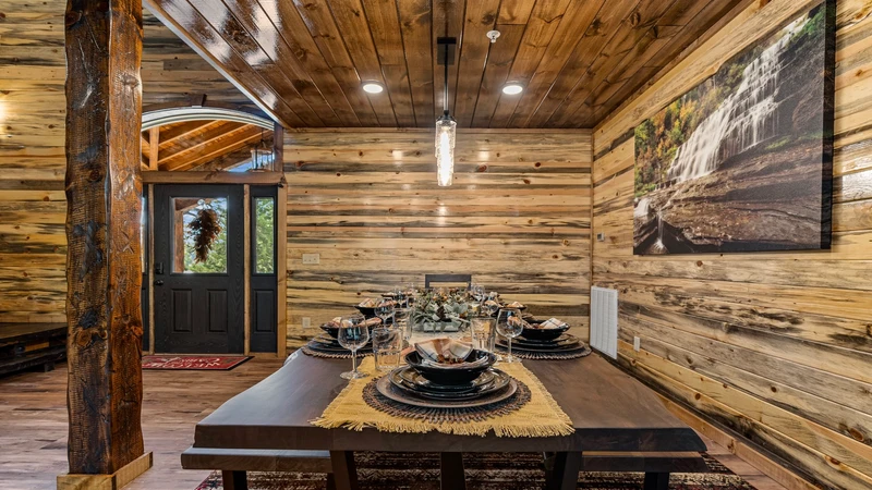 Picture the family all coming to this beautiful Smoky Mountains cabin to share the holidays together.