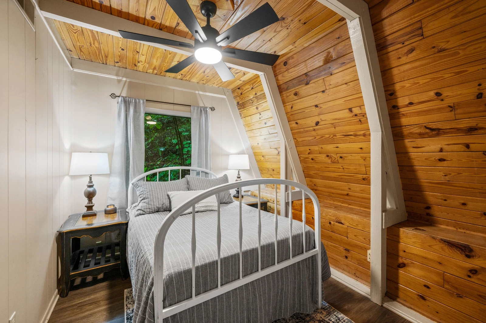 Sugar Bear Cabin