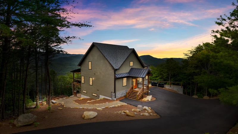 Thunderhead Mountain Lodge