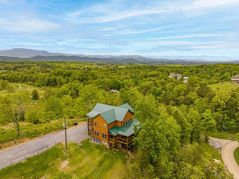 Start your life long memories at your cabin in the Tennessee Smokies.