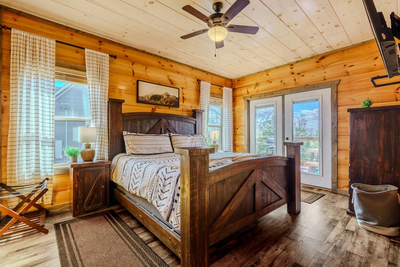 The Smokies Dream Lodge  Indoor Pool+Hot Tub & Epic Fun!