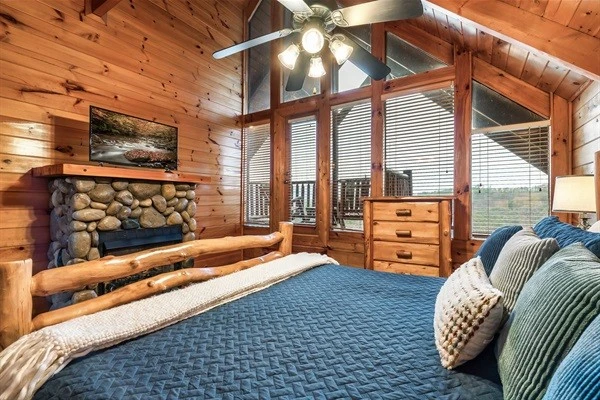 Lazybear Lodge