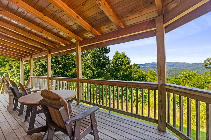 173750305
