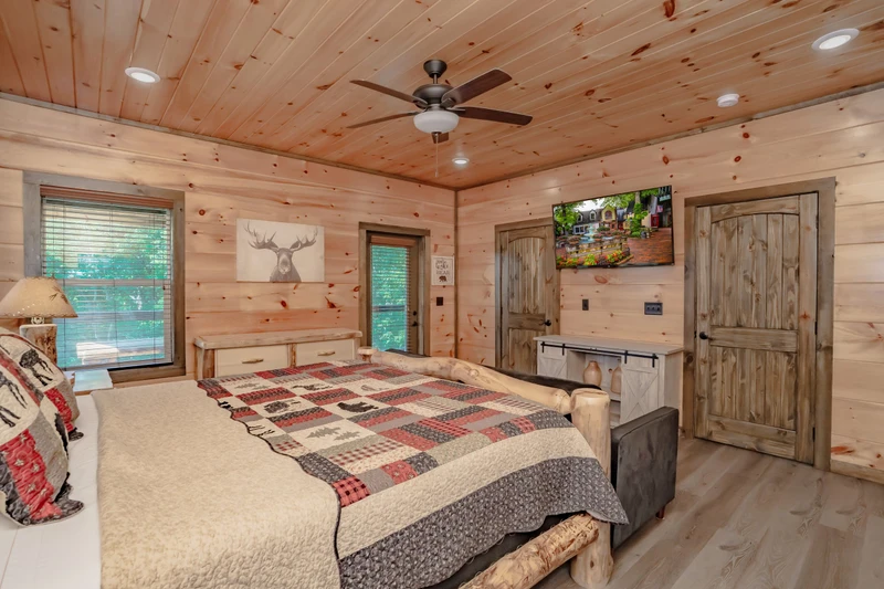 Smoky Splash Retreat