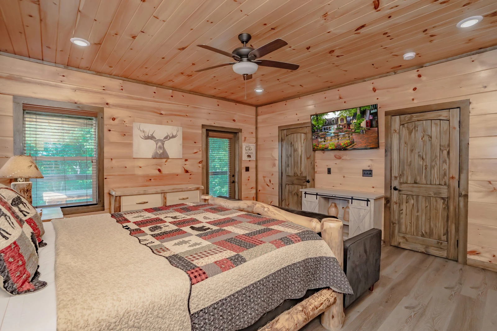 Smoky Splash Retreat