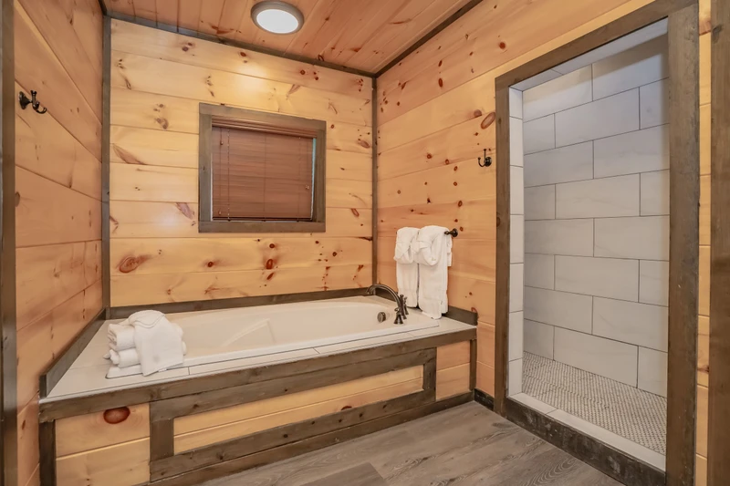 Smoky Splash Retreat