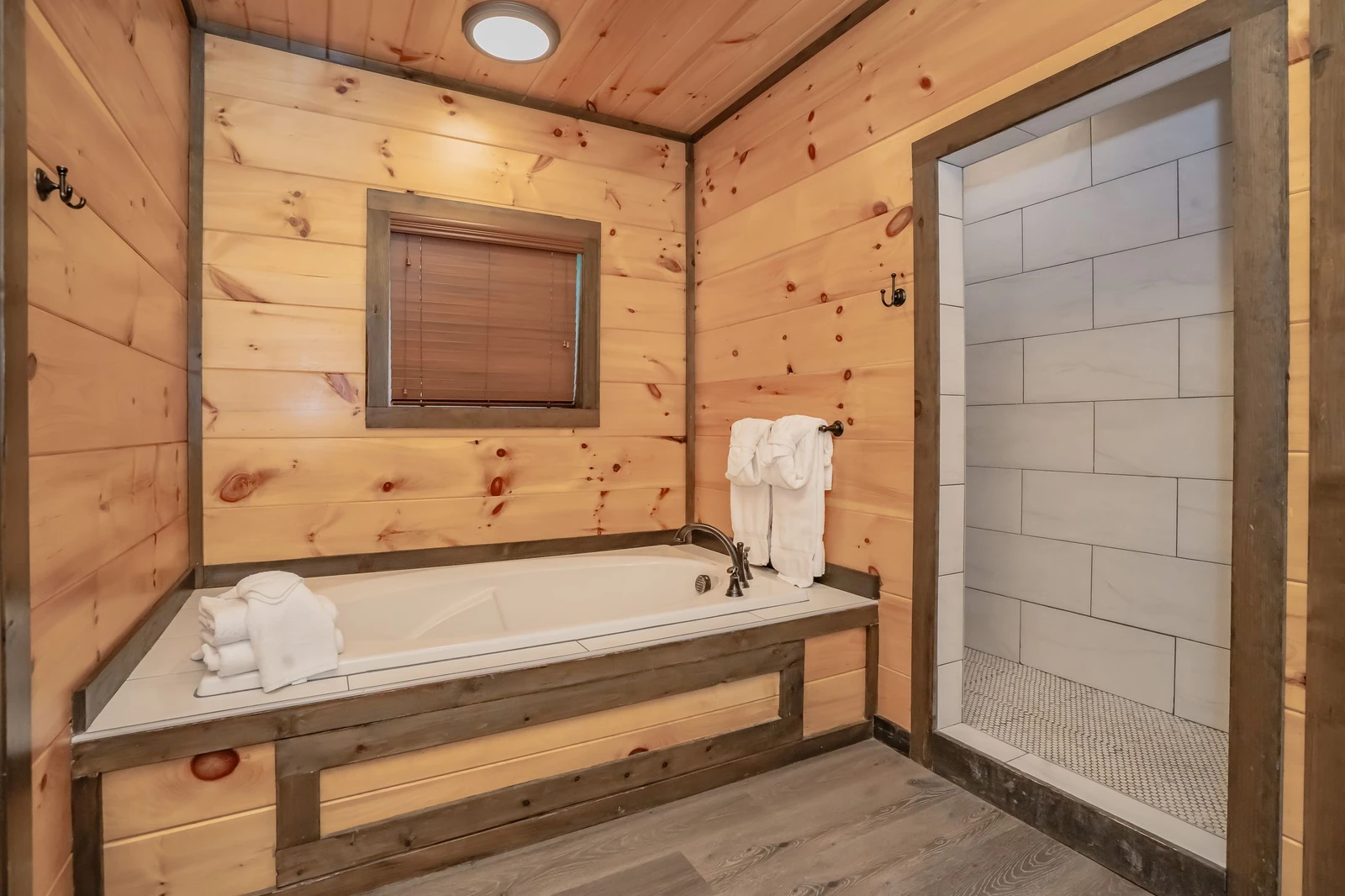 Smoky Splash Retreat