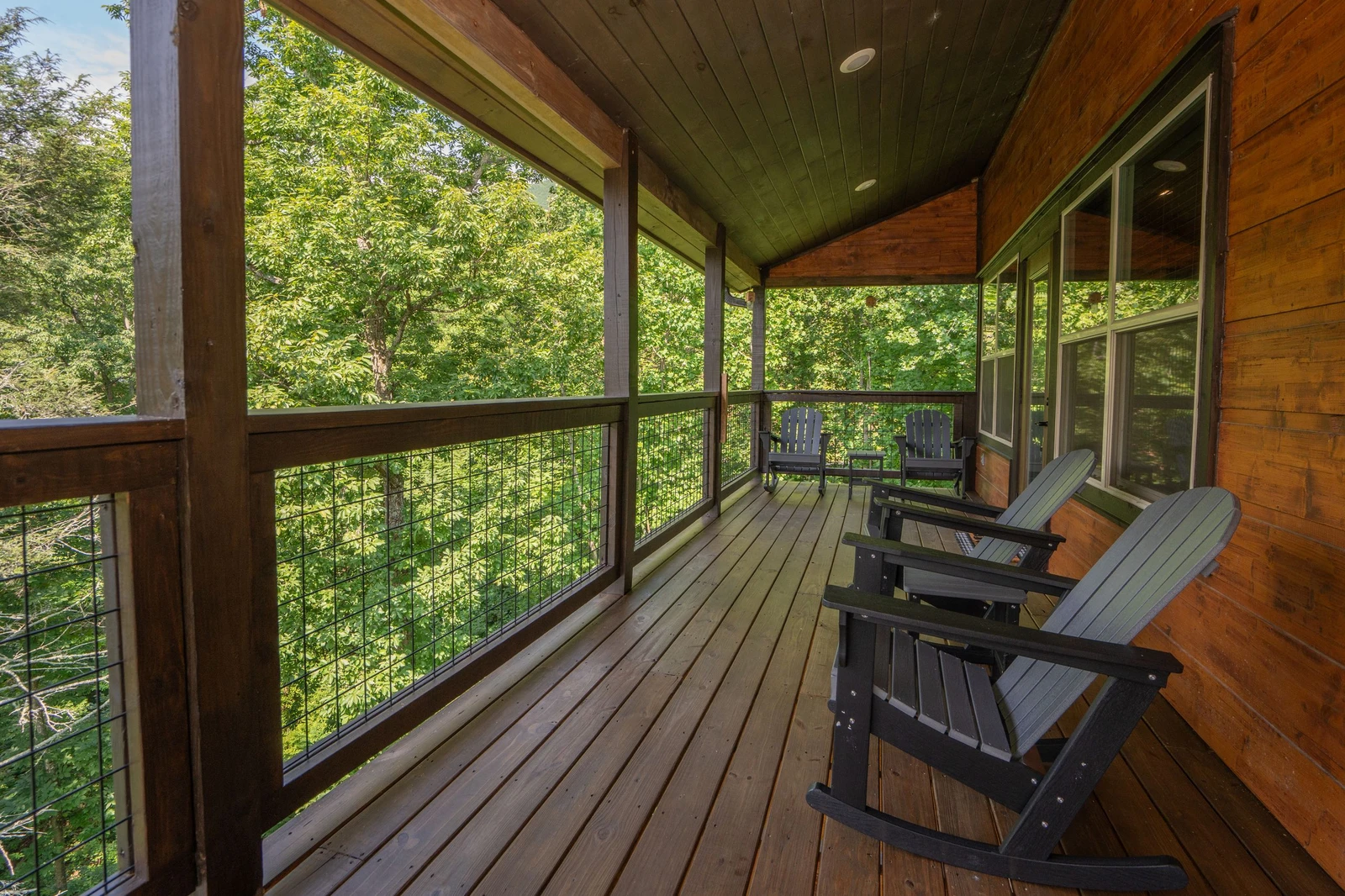 Smoky Splash Retreat