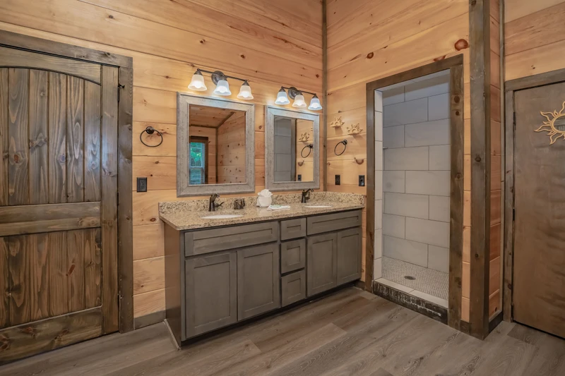Smoky Splash Retreat