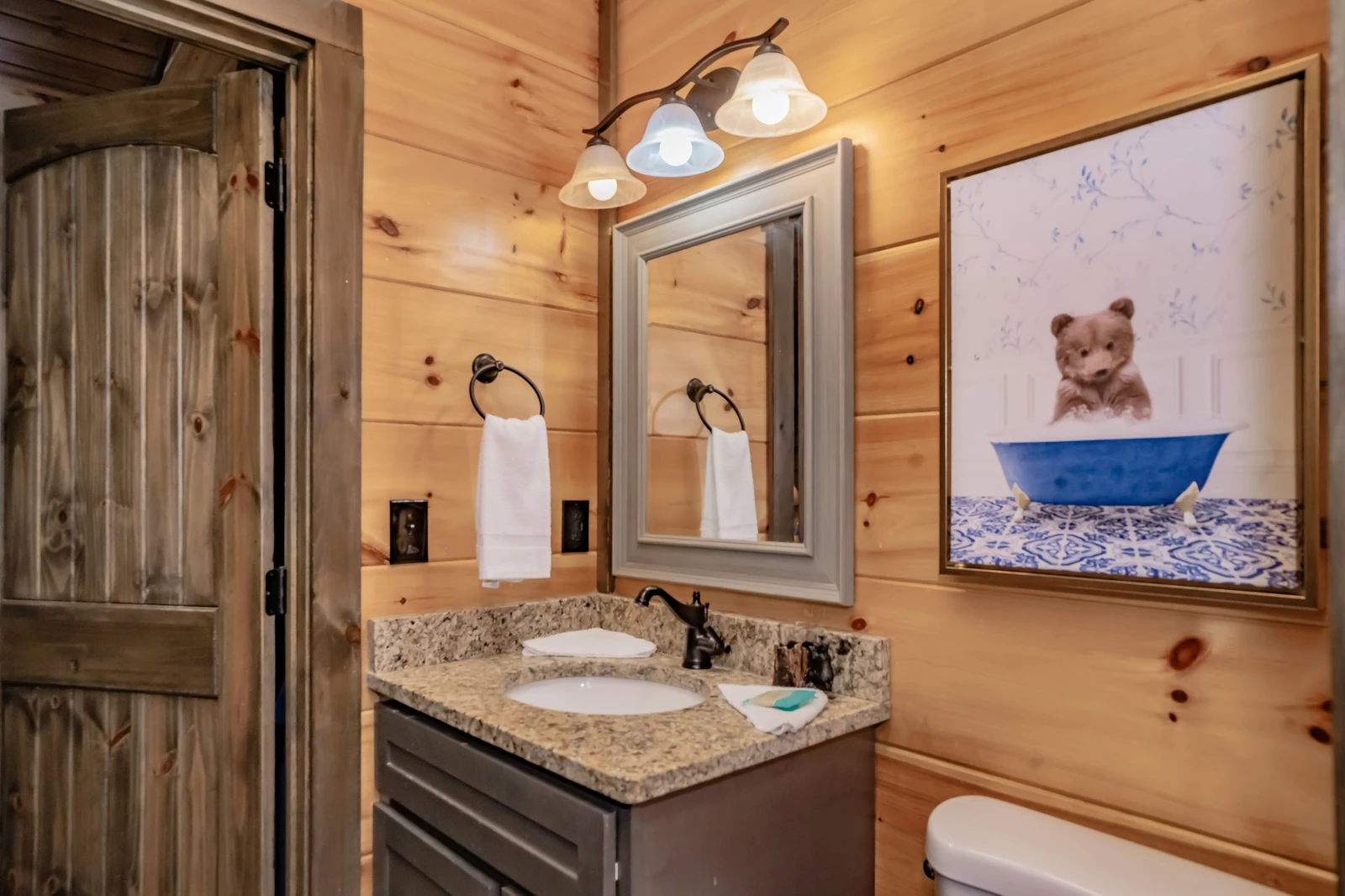 Smoky Splash Retreat