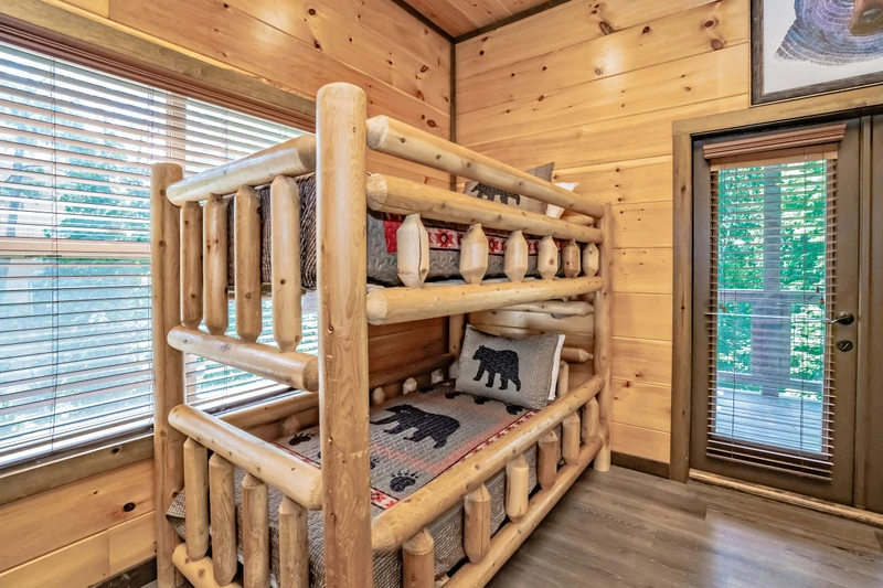 Smoky Splash Retreat