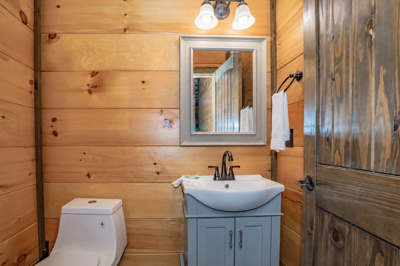Smoky Splash Retreat