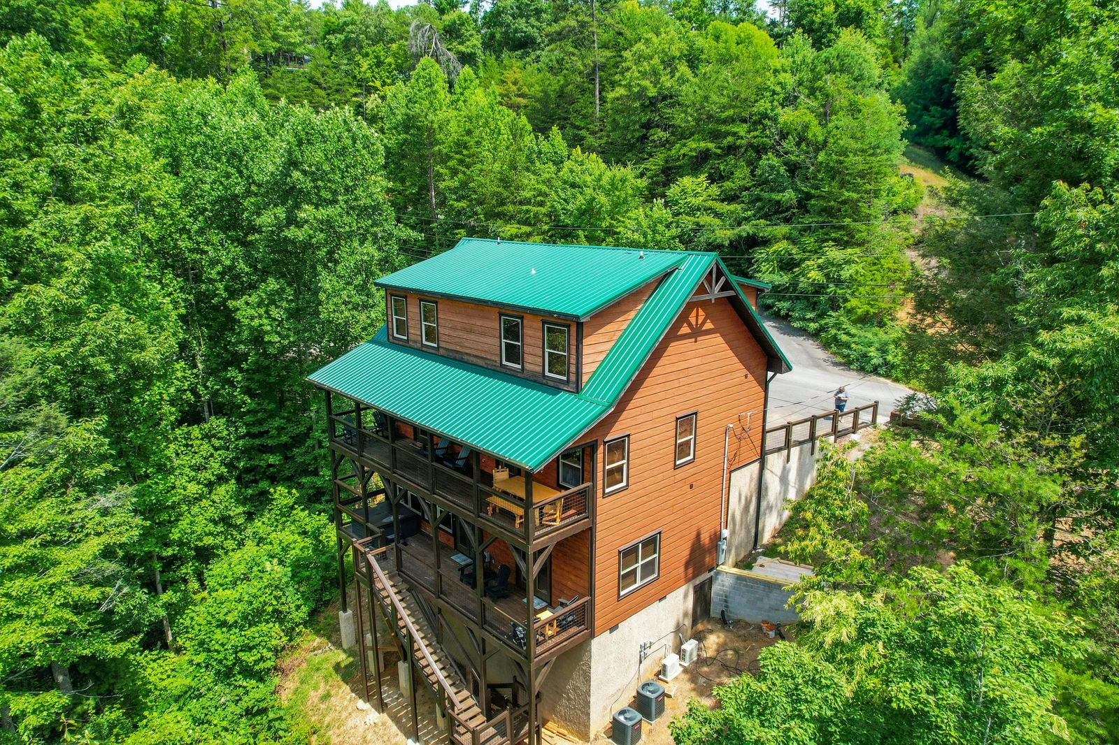 Smoky Splash Retreat