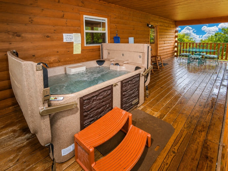 Luxury Theatre Cabin