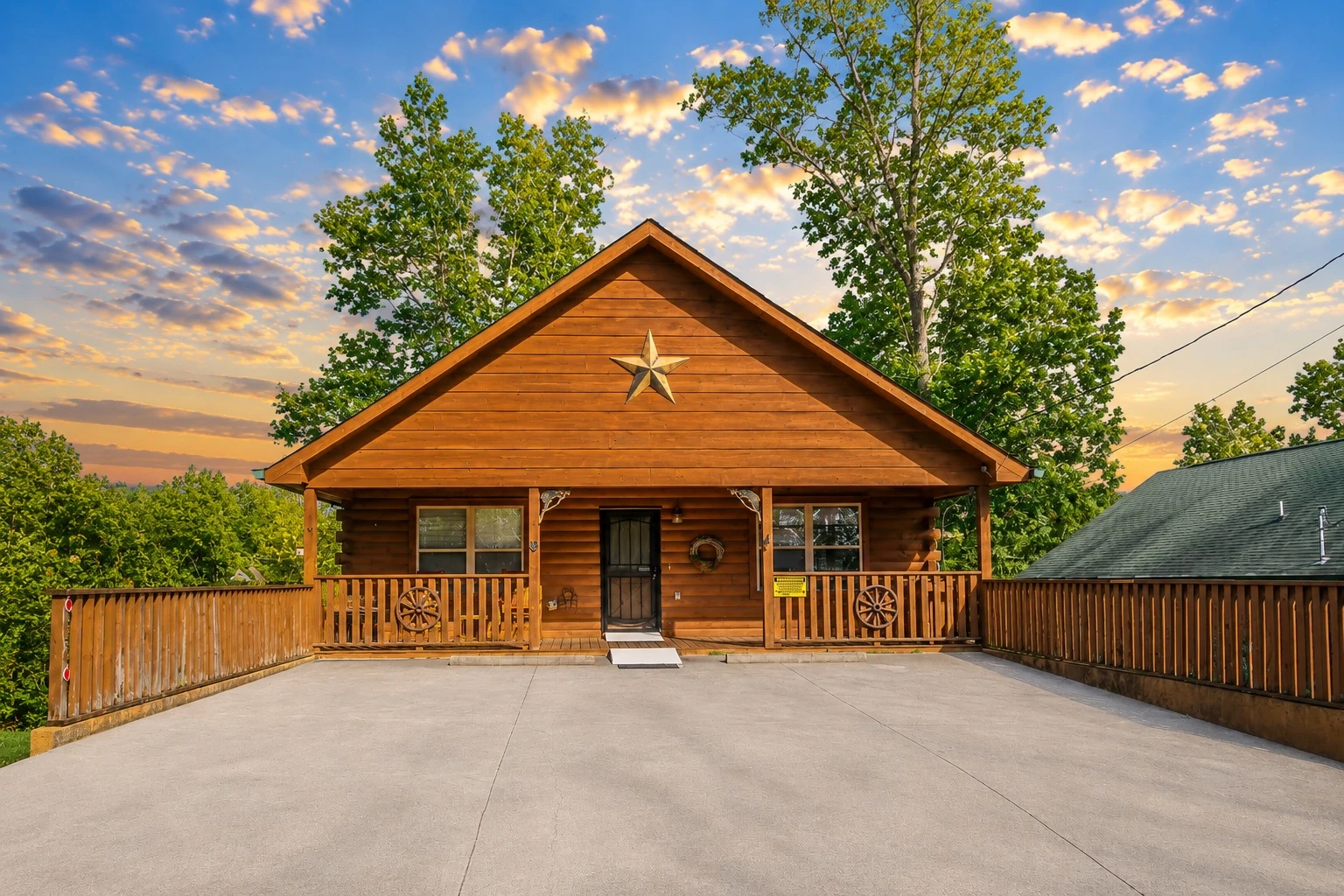 Luxury Theatre Cabin