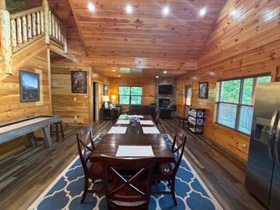 Dolly Bear Pool Cabin