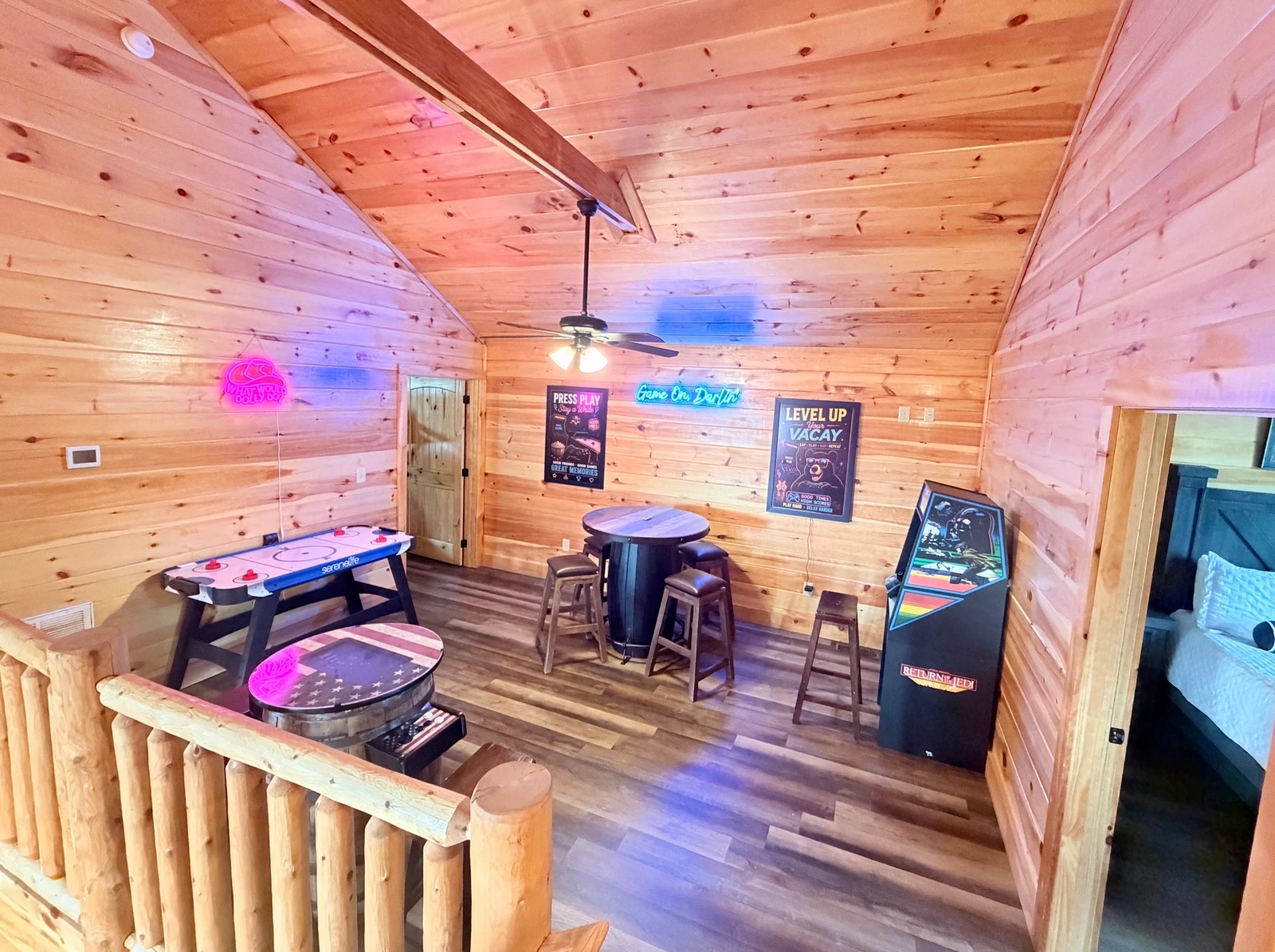 Dolly Bear Pool Cabin
