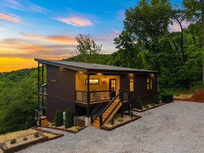 Lonesome Bear Lodge