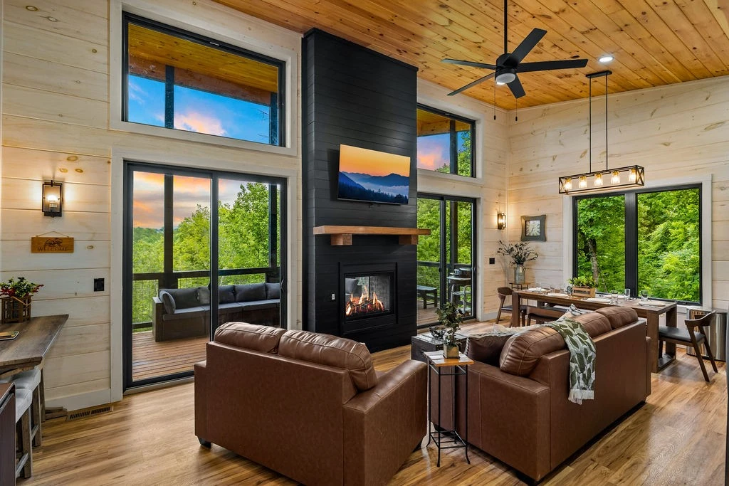 Lonesome Bear Lodge