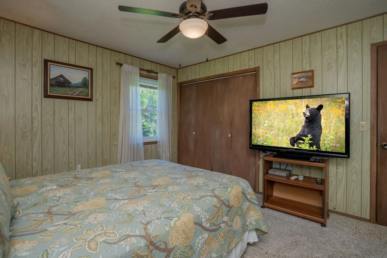 70 Acre Mountain Farmstead