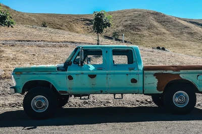 old ford bronco truck