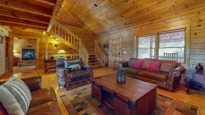 Welcome to Moonlit Mountain Retreat—your Smoky Mountain home away from home!