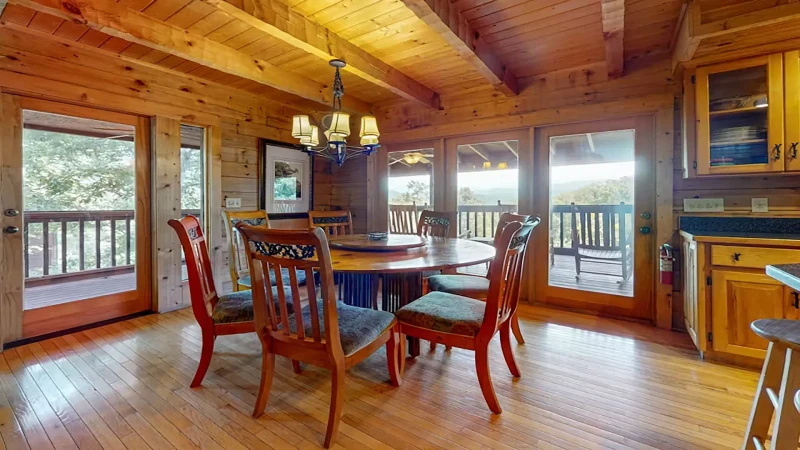 Cabin rental dining table for those home meals and late night snacks.