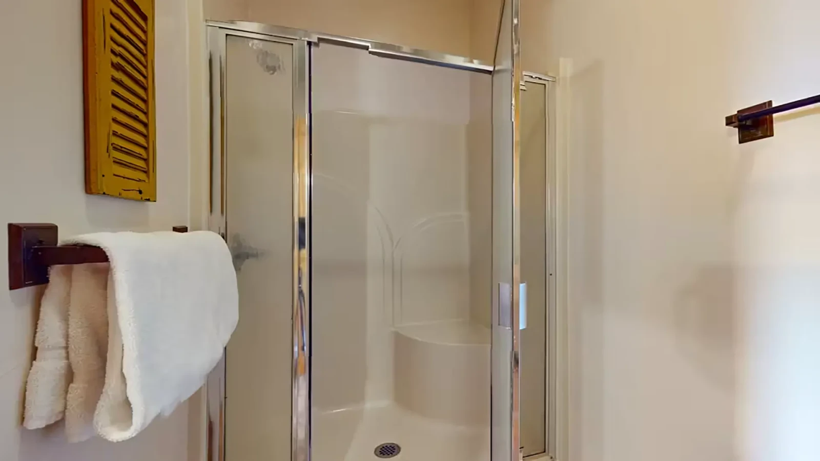 Cabin shower in bedroom suite 2.
