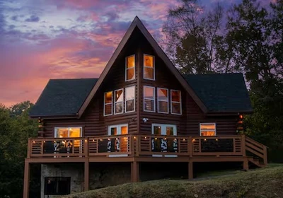 Charming Mountain Dream|Pool|Pet Friendly|Sleeps 8