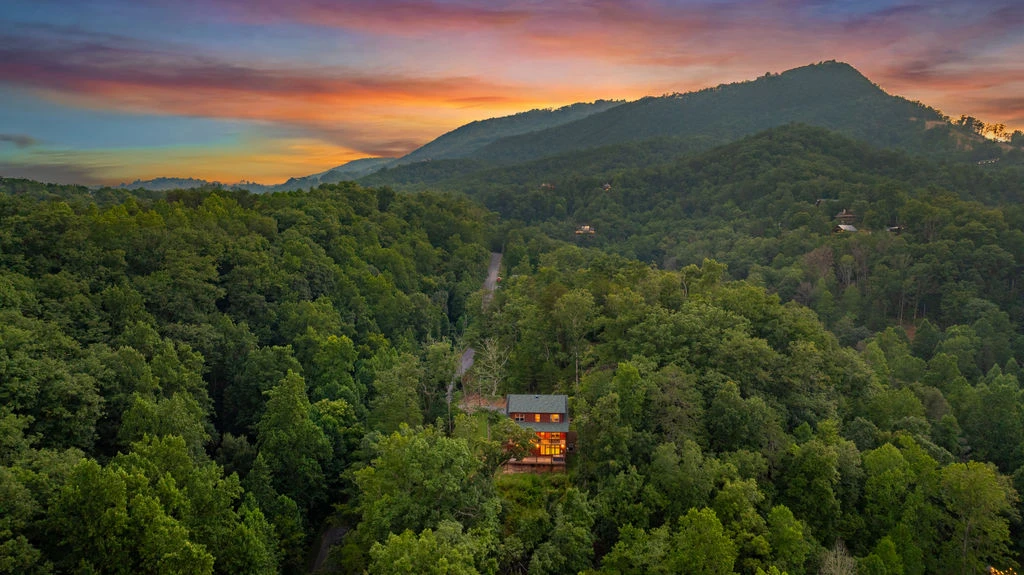 Hilltop Dreamin'