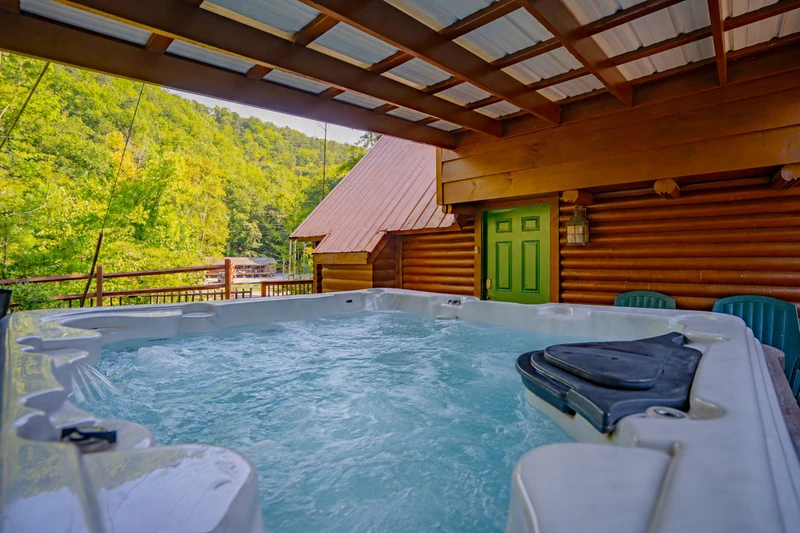 Keaton's Knotty Hideaway
