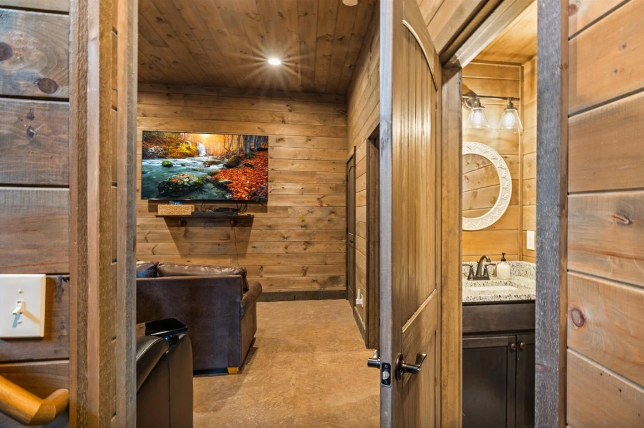Serenity Lodge