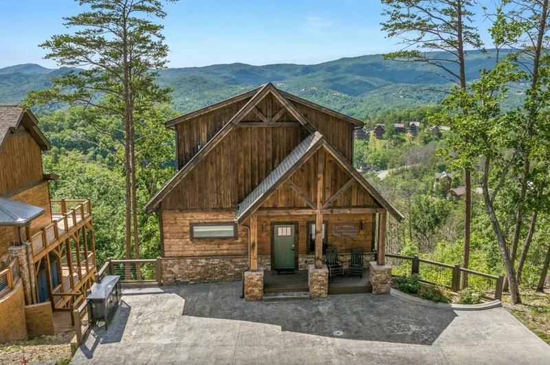 Serenity Lodge