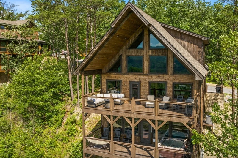 Serenity Lodge