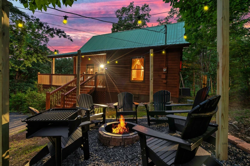 Smoky Pines Retreat