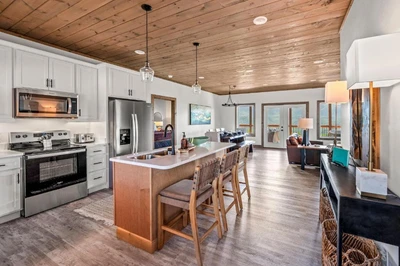 Property image, Interior, of Premier Mountain Views