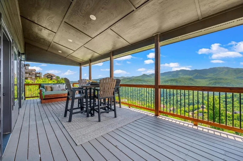 Property image, Interior, of Premier Mountain Views