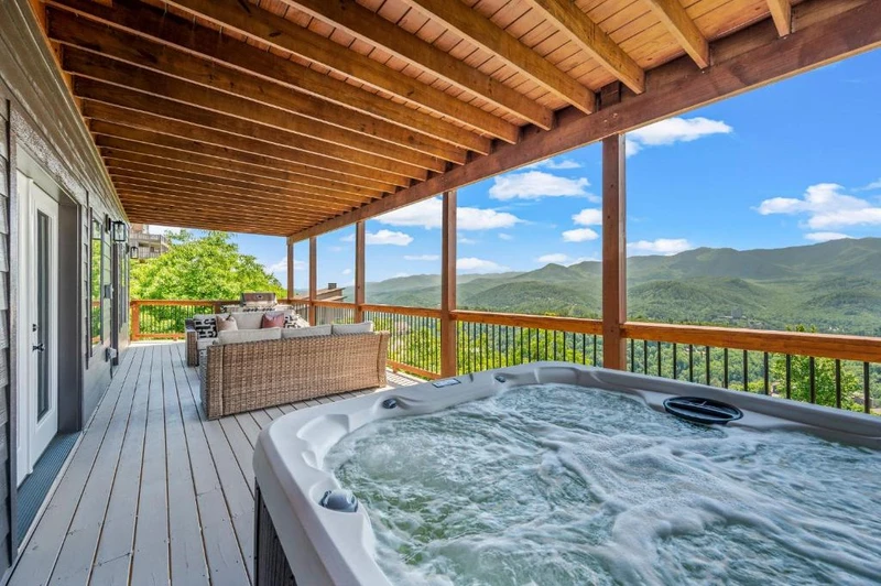 Property image, Interior, of Premier Mountain Views