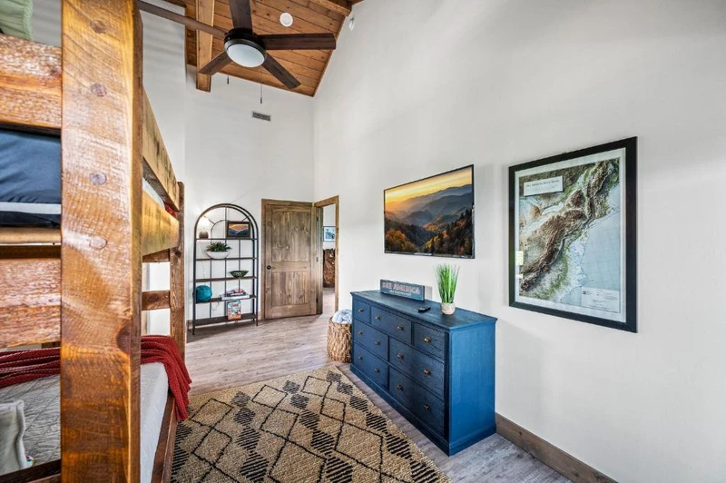 Property image, Interior, of Premier Mountain Views