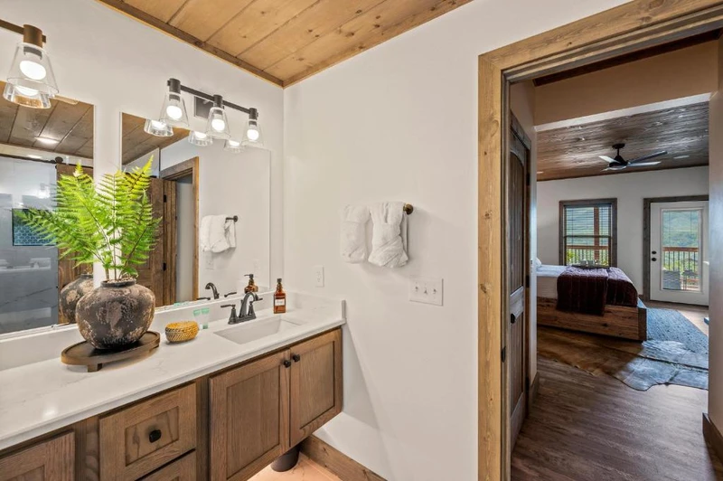 Property image, Interior, of Premier Mountain Views