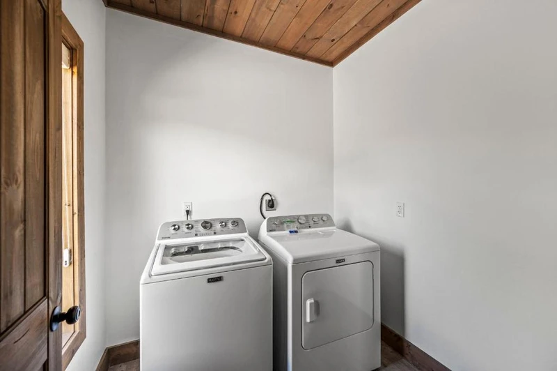 Property image, Interior, of Premier Mountain Views